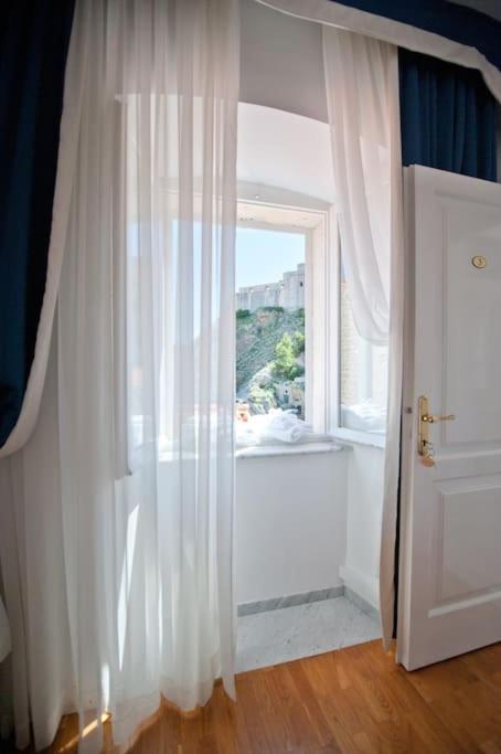 דוברובניק Blue Studio Apartment Next To The Beach מראה חיצוני תמונה